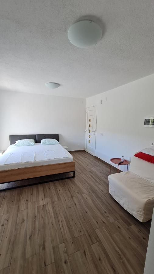 Apartmani Mlinar - Studio Apartment Grebaštica 外观 照片