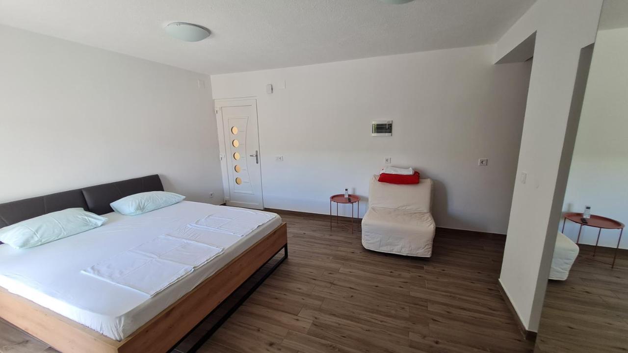 Apartmani Mlinar - Studio Apartment Grebaštica 外观 照片